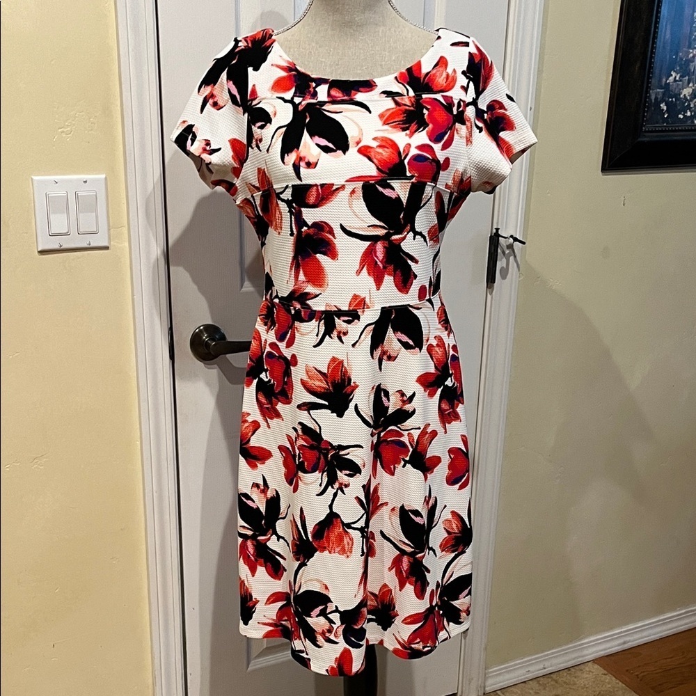 Ivanka Trump Coral and Black Floral Midi Dress - Picture 1 of 4
